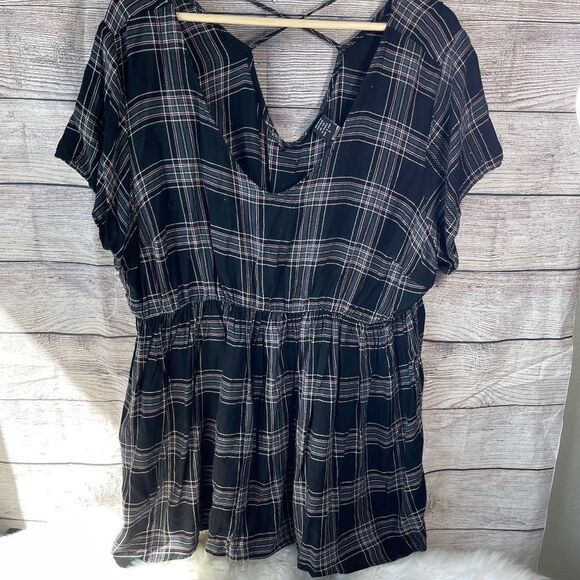 Torrid Black Plaid Babydoll Scoop Neck Tunic Sz 3/3X - Picture 2 of 5